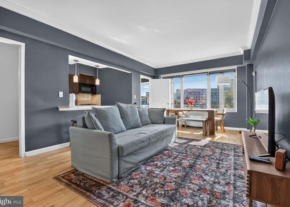 1711 Massachusetts Avenue Nw - Photo 1