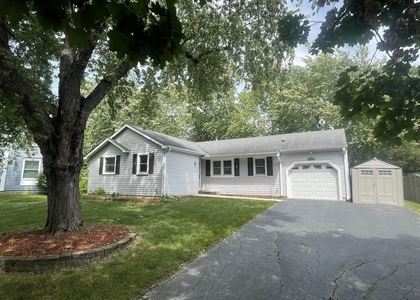 1712 Rutgers Court - Photo 1