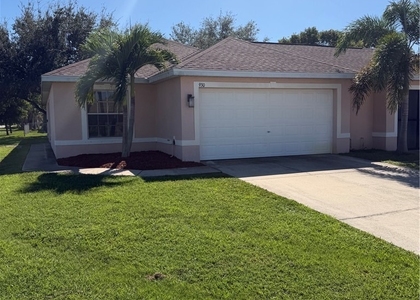 930 Se 13th Terrace - Photo 1