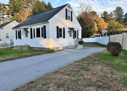 361 Elgin - Photo 1