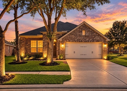 8302 Kerrington Glen Drive - Photo 1
