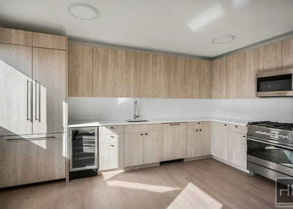 East 72nd Street - Photo 1