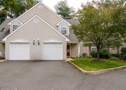 23 Commons Drive - Photo 1