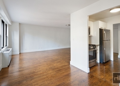 East 63 Street - Photo 1