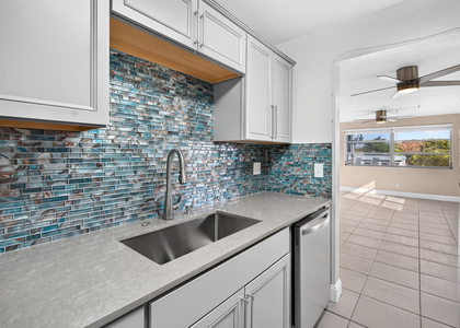4800 Hollywood Boulevard - Photo 1