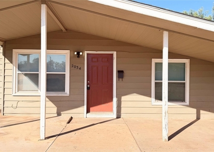 2034 Fannin Street - Photo 1