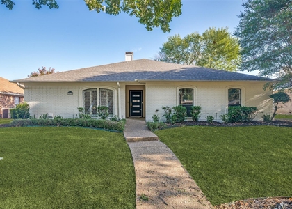 4525 Ringgold Lane - Photo 1