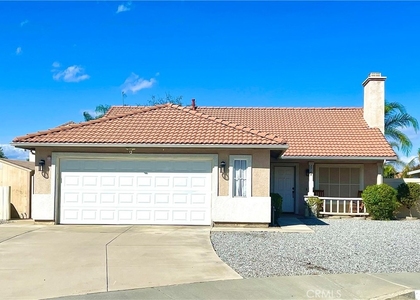 2724 Cambridge - Photo 1