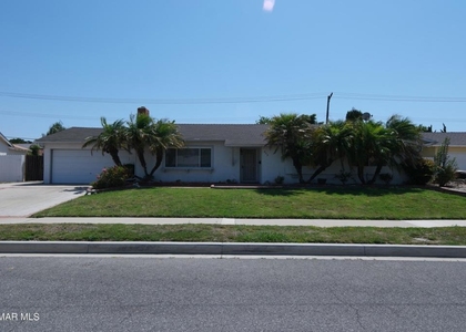 652 Debbie Street - Photo 1