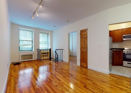 West 80th Street - Photo 1
