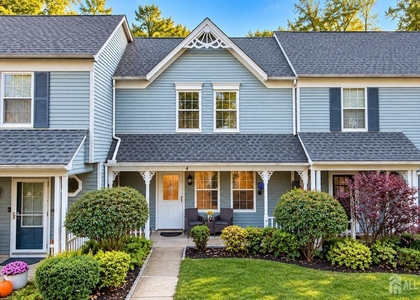 4 Letts Court - Photo 1
