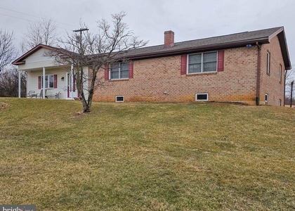 2021 War Admiral Boulevard - Photo 1