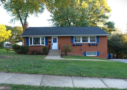 7919 Ellet Road - Photo 1