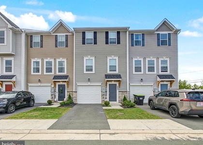 113 Marlow Court - Photo 1