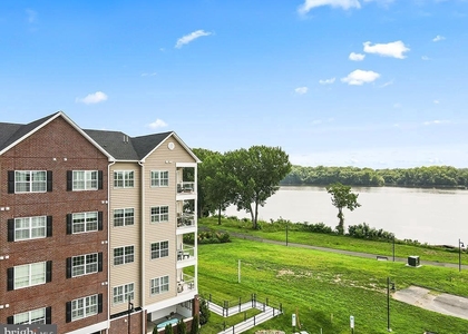 16421 River View Circle - Photo 1