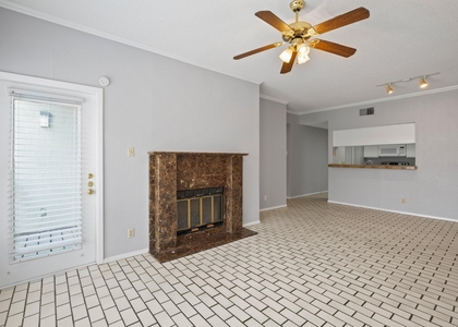 807 W 25th St - Photo 1