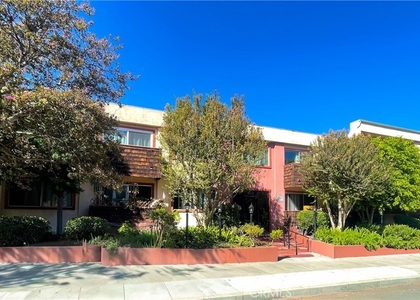 5349 Newcastle - Photo 1