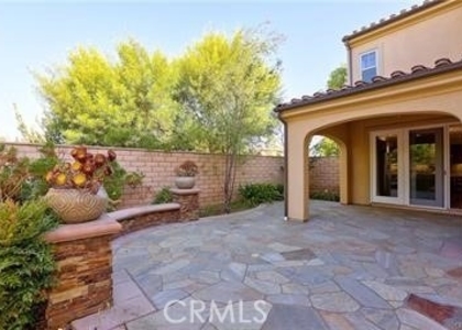 222 Mantle - Photo 1