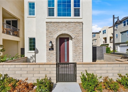 221 Heartland Way - Photo 1