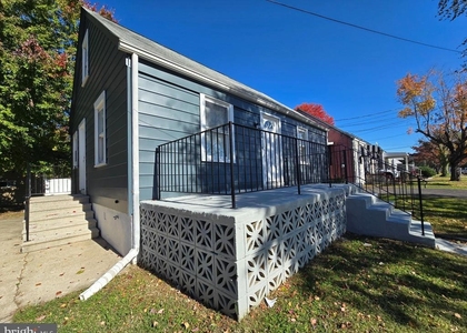 608 Parkinson Avenue - Photo 1