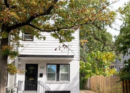 426 53rd Street Se - Photo 1