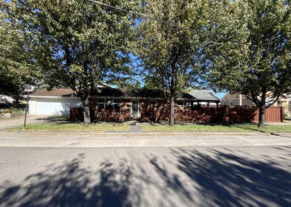 7440 W Everell Avenue - Photo 1