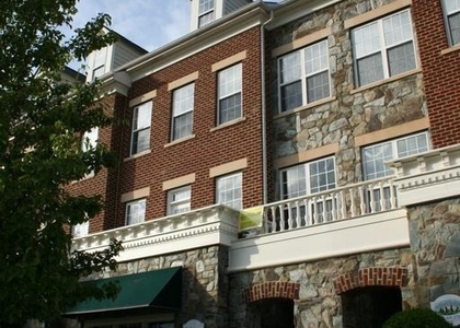 2003 Idlewild Boulevard - Photo 1