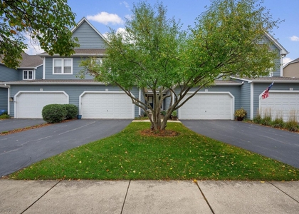 145 Tanglewood Drive - Photo 1