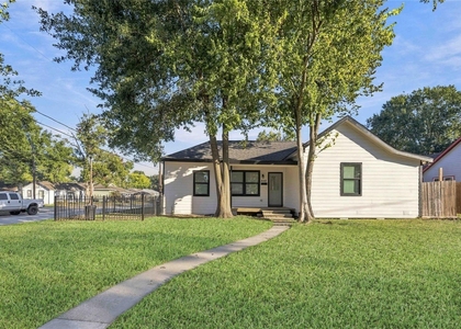 503 4th Street - Photo 1