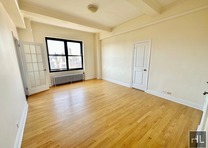 Second Avenue - Photo 1