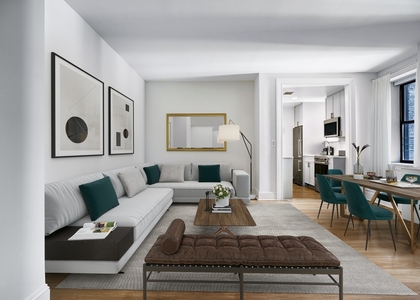 West 34th Street - Photo 1
