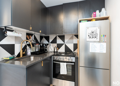 978 Kent Ave - Photo 1