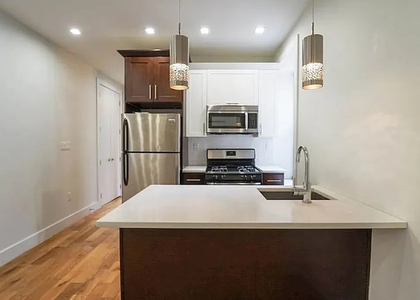 11 Maple St - Photo 1