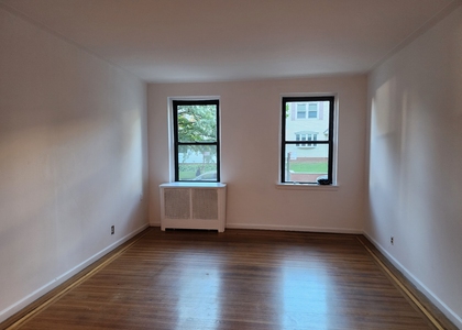 77-20 Austin Street, Forest Hi - Photo 1