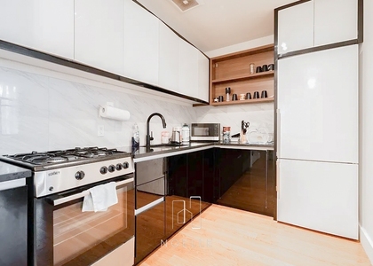 581 Ocean Parkway - Photo 1