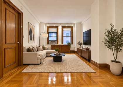 150 West 58th Street - Photo 1