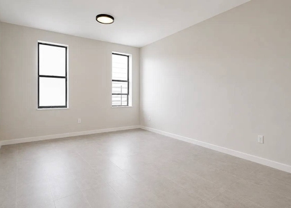 553 Hinsdale Street - Photo 1