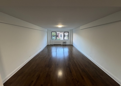 Beekman Place - Photo 1
