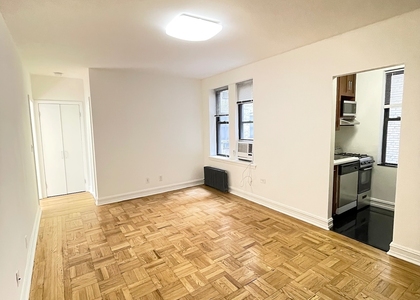West 79 Street - Photo 1