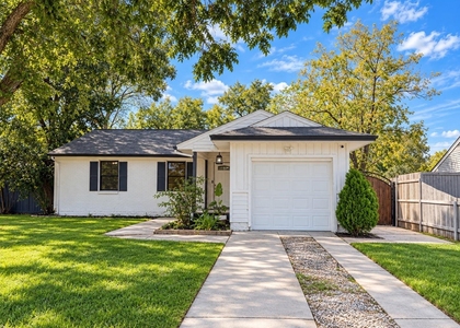 516 Overhill Drive - Photo 1