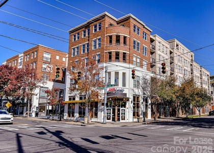 1315 East Boulevard - Photo 1