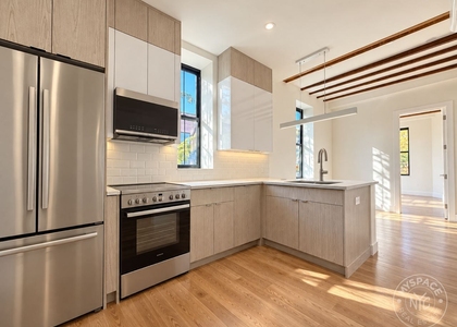 910 Metropolitan Avenue - Photo 1