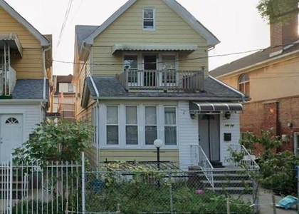 107-18 Pinegrove Street - Photo 1