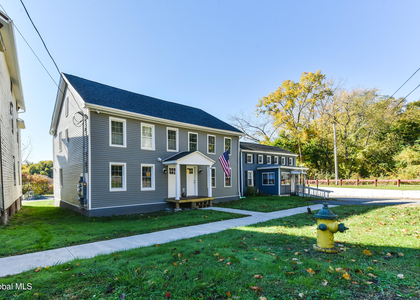 64 Burton Avenue - Photo 1