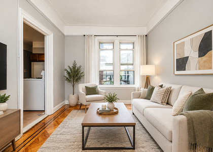 1625 Park Pl - Photo 1