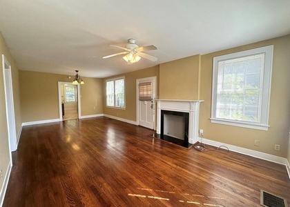 3210 3210 Hemphill Park - Photo 1
