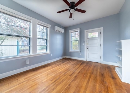 3111 Grooms St - Photo 1