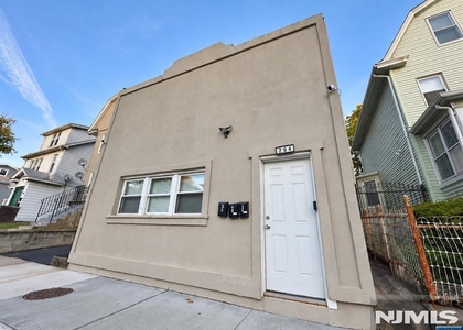 294 N Park - Photo 1