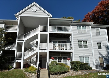 858 Juniper - Photo 1