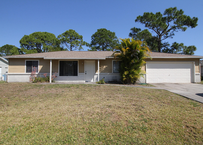 567 Nw Australian Road Nw - Photo 1